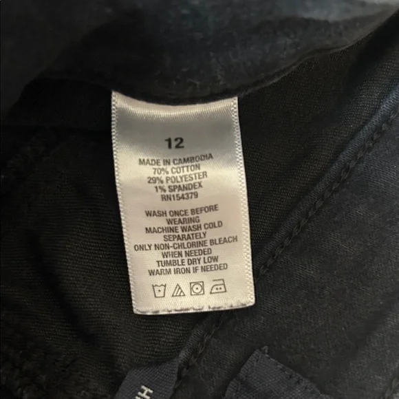 Aeropostale Women's High Rise Midi Black Denim Cuffed Shorts SZ 12 - Picture 3 of 6